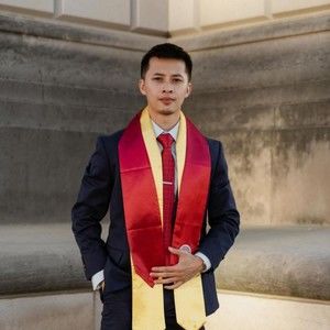 Meet your Posher, Adam